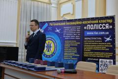 D4M_3454