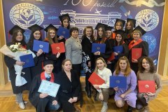 photo_5469941886170035971_y