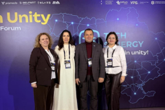 d35f434c-2daf-4c71-b826-43d8cc5a7c05