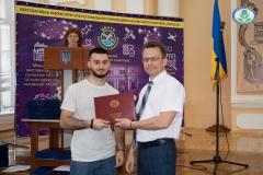 Випуск-Поліський-національний-університет-2021-200