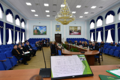 Круглий-стіл