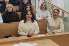 photo_5248996974487342172_y