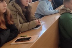 photo_5248996974487342182_y