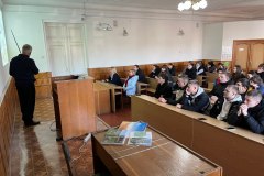 photo_5206505243825344138_y