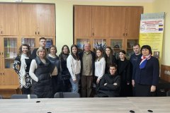 photo_5467690086356353048_y