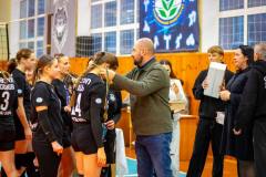 photo_5287504079305248287_y