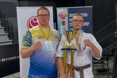 Єзерський-Антон-срібний-призер-чемпіонату-Європи-з-кіокушинкай-карате-серед-молоді-1