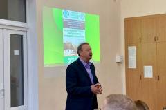 photo_5287504079305248559_y