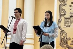 photo_5472254283677304292_y