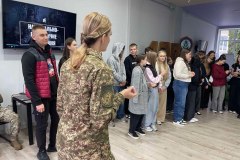 photo_5467456341351203168_y