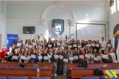 photo_5467456341351203207_y